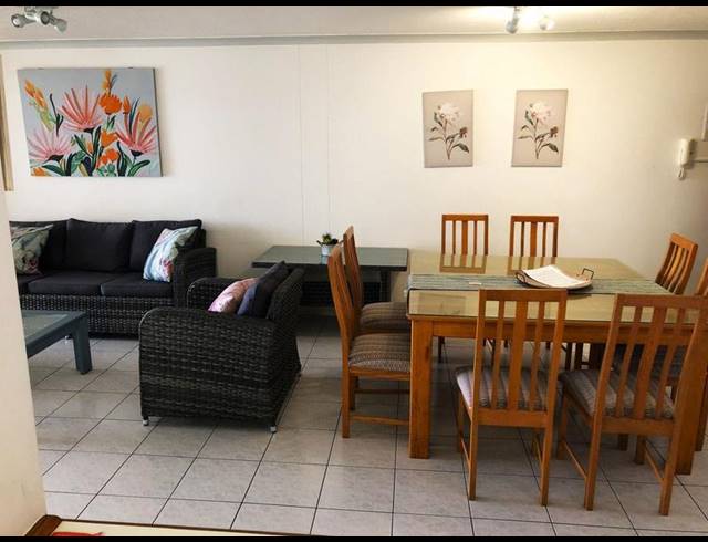 3 BEDROOM APARTMENT FOR SALE IN MARGATE BEACH